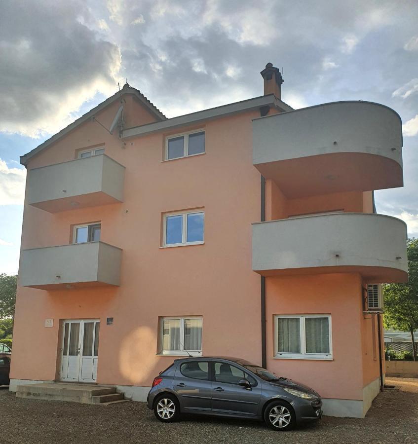 Apartment Rados Дугополье Экстерьер фото